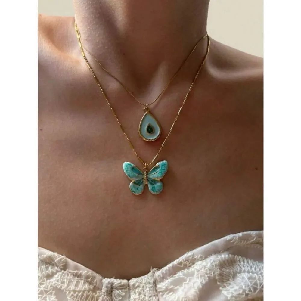 Teardrop necklace #2606